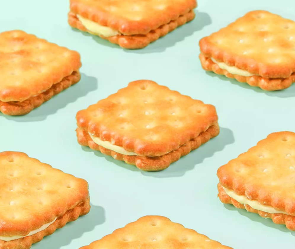 Square lemon sandwich cookies